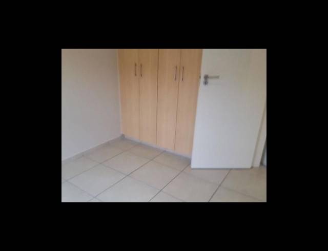 2 BEDROOM APARTMENT FOR SALE IN LAKEFIELD